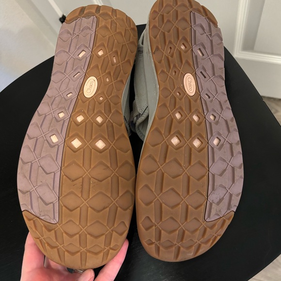 Chaco Odyssey Sandal gray and purple - Women’s 10 - Picture 6 of 6